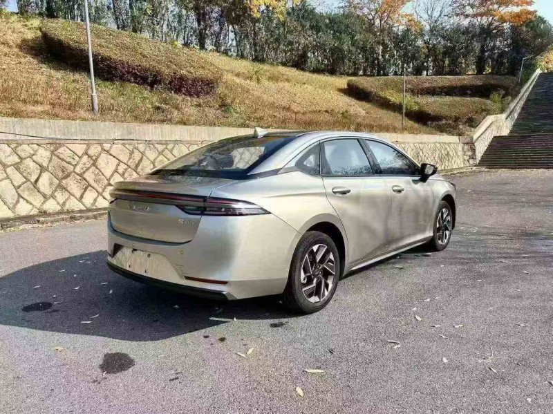 衢州25年傳祺埃安S6