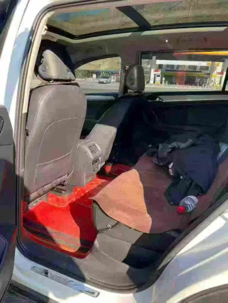 重庆17年大众途观6