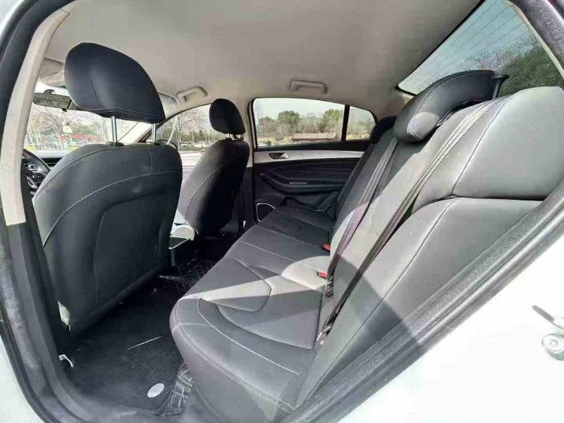 温州24年奇瑞艾瑞泽6