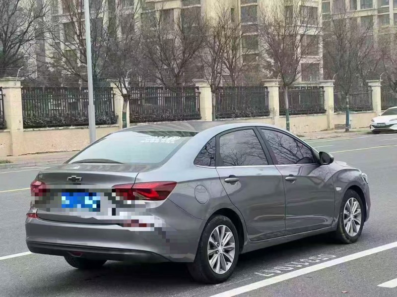 郑州22年雪佛兰科鲁泽8