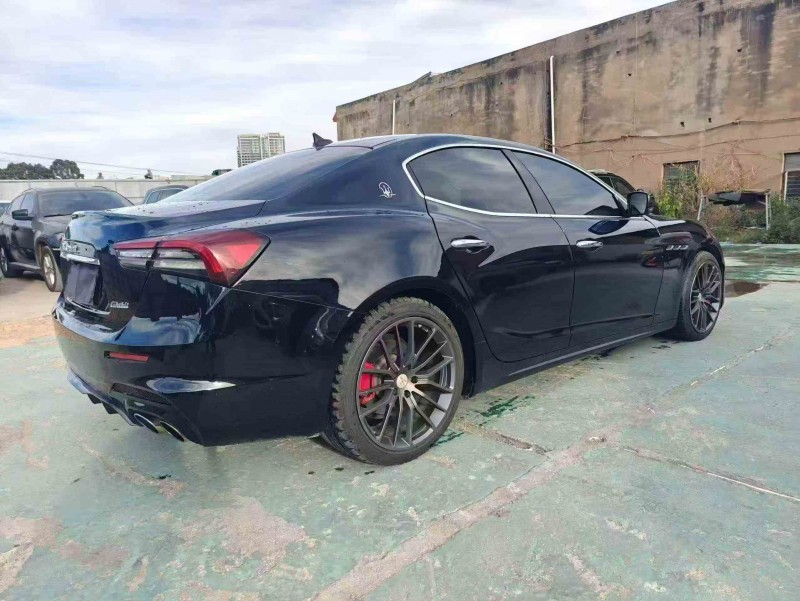 思茅14年玛莎拉蒂Ghibli6