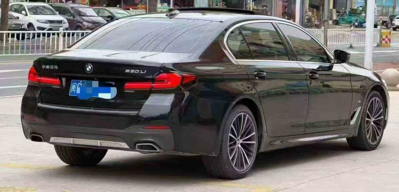 龙岩23年宝马5系8