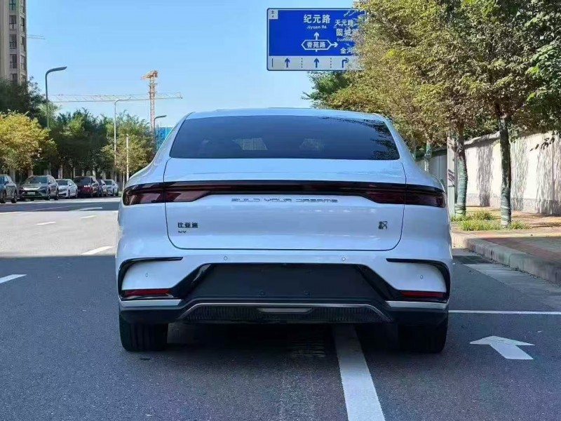 鄭州24年比亞迪漢8