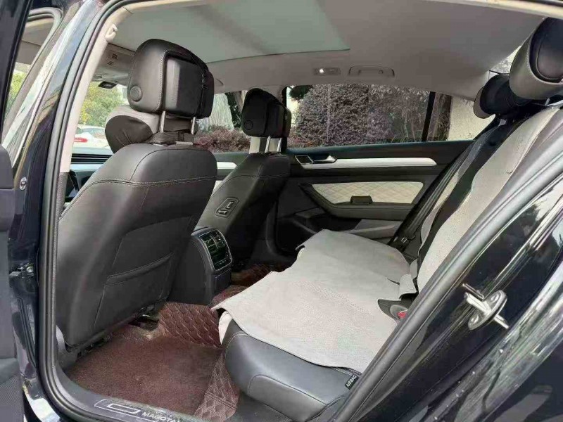 嘉兴24年大众迈腾4