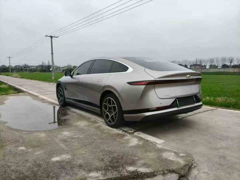 衢州25年长安汽车启源8