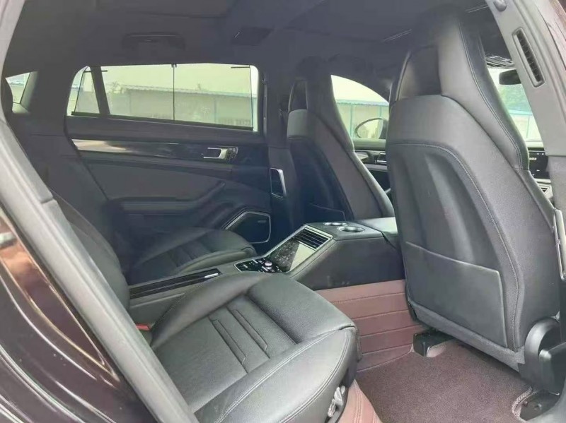 郑州21年保时捷帕拉梅拉4