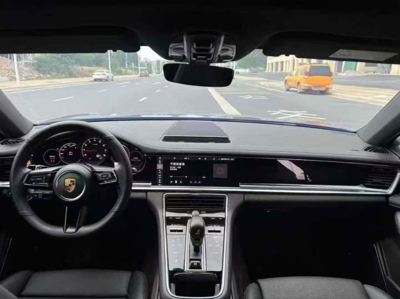 郑州21年保时捷帕拉梅拉5