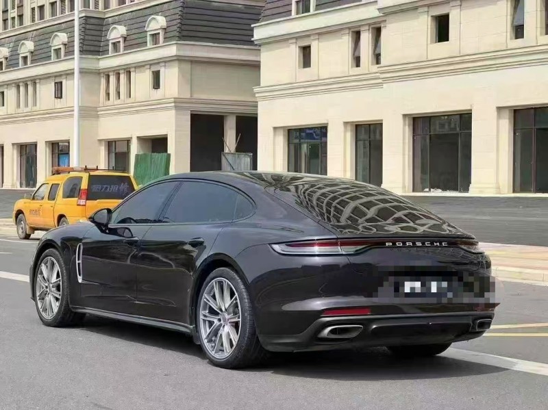 郑州21年保时捷帕拉梅拉7