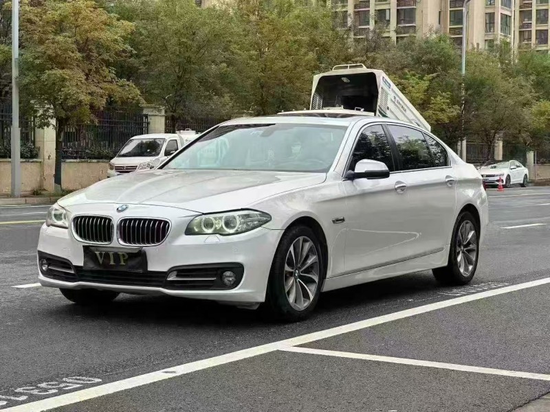 郑州17年宝马5系3