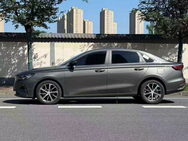 郑州24年吉利帝豪7