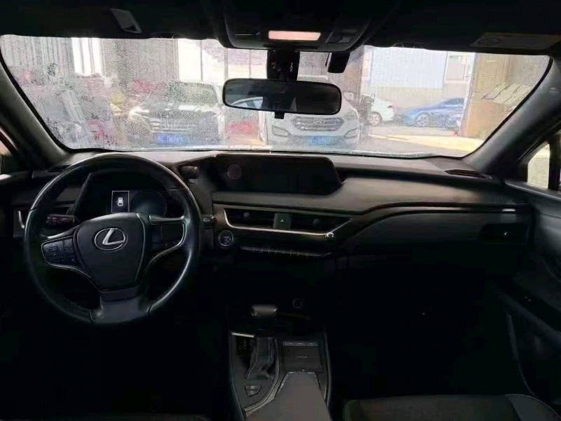 青岛21年雷克萨斯UX4