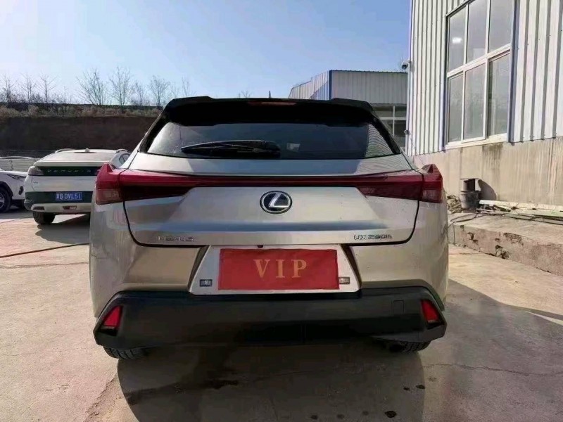 青岛21年雷克萨斯UX6