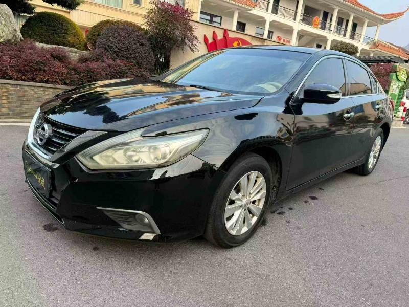 嘉兴19年日产天籁2