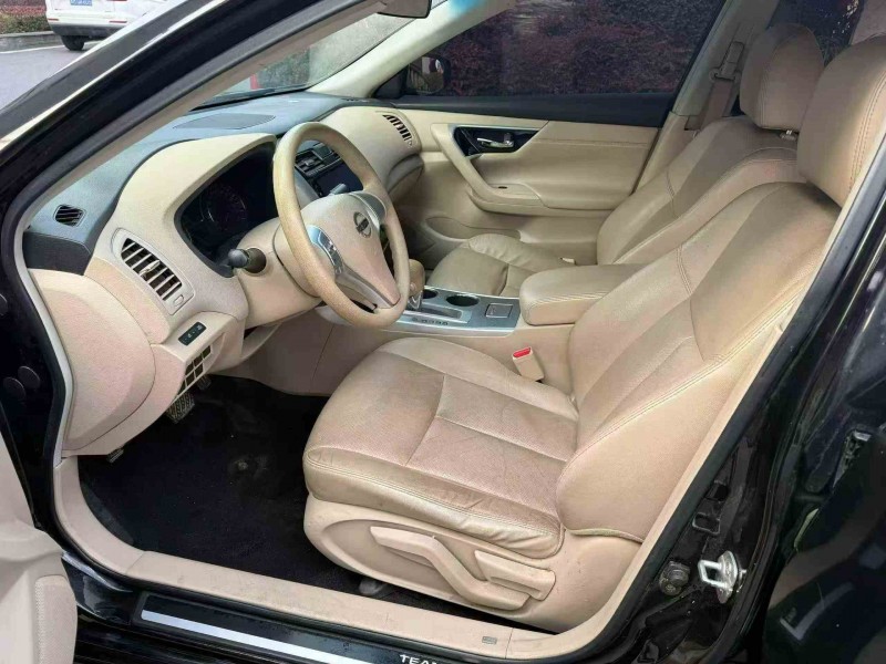 嘉兴19年日产天籁6