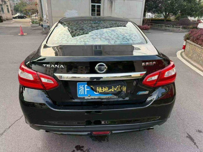 嘉兴19年日产天籁8