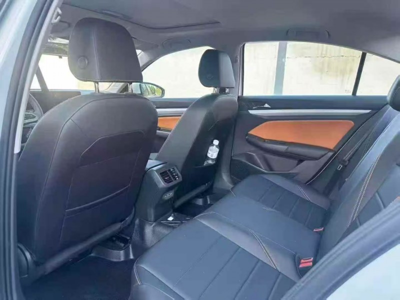 郑州25年大众宝来4