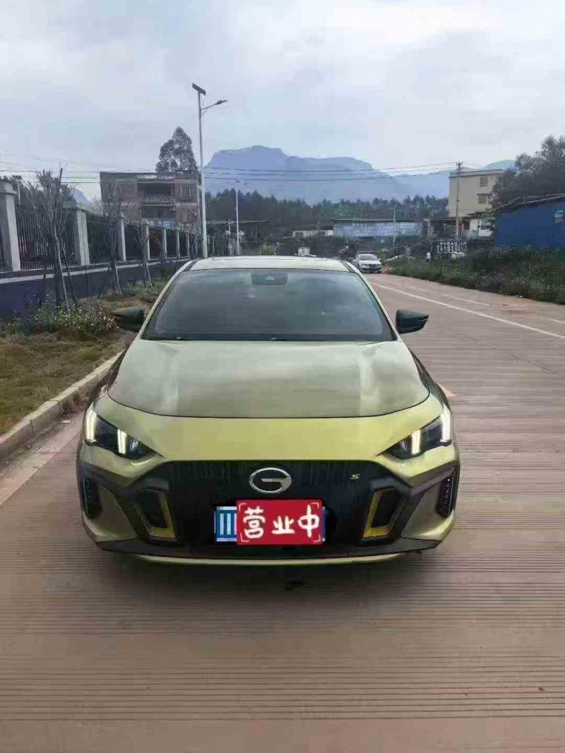 貴港22年傳祺影豹1