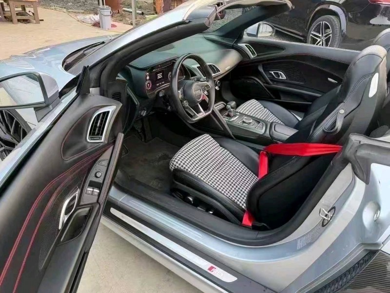 济宁20年奥迪R89