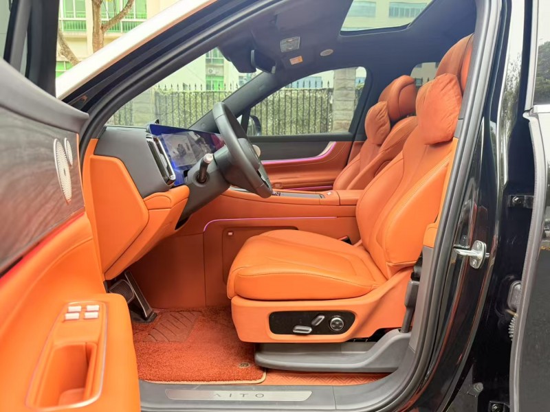 深圳24年华为智选赛力斯3