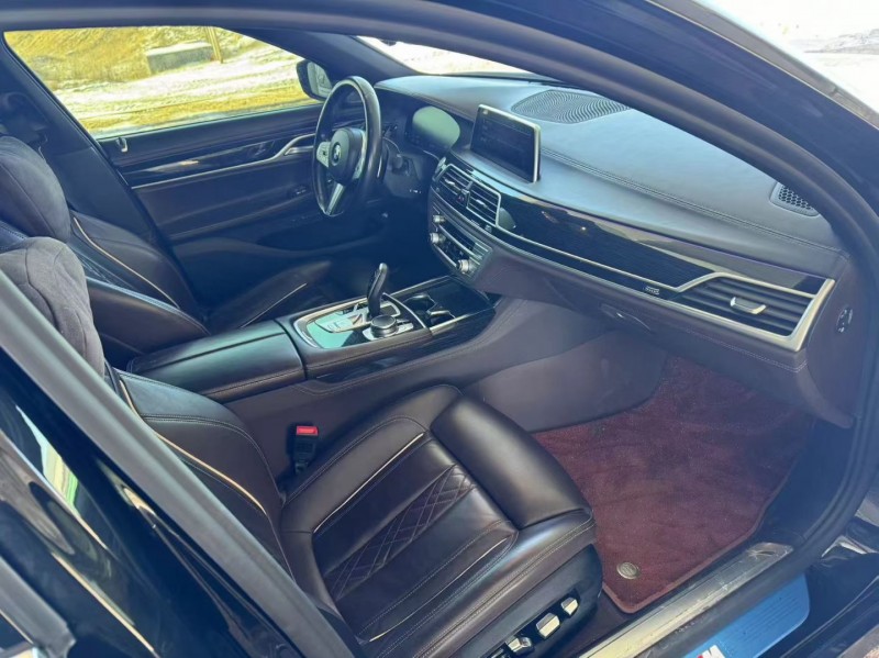 松原20年宝马7系6