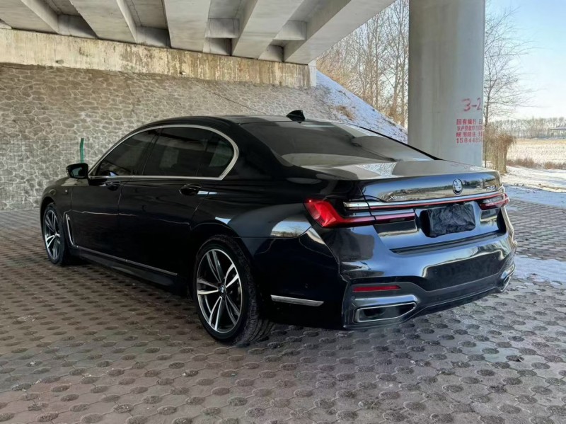 松原20年宝马7系7