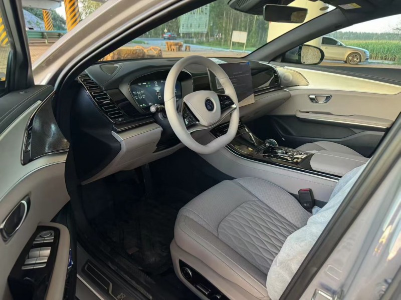 松原25年比亞迪漢6