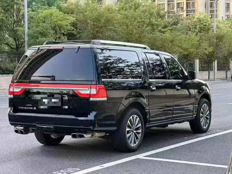 鄭州16年林肯領航員8