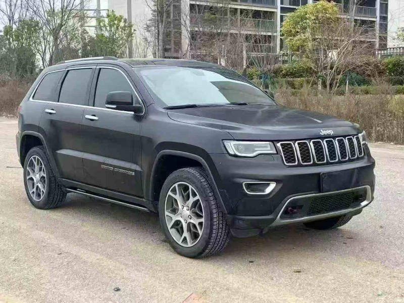 广元21年Jeep大切诺基3