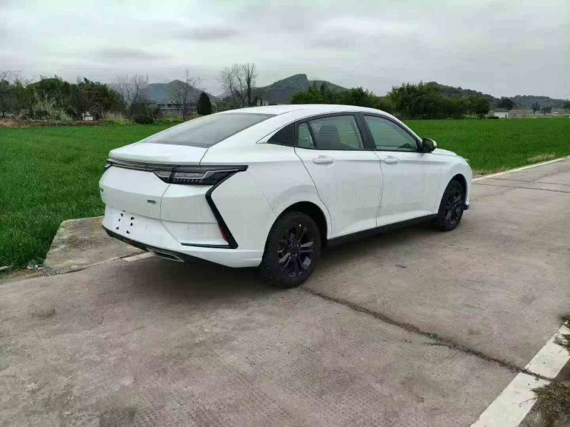 衢州26年東風奕炫8