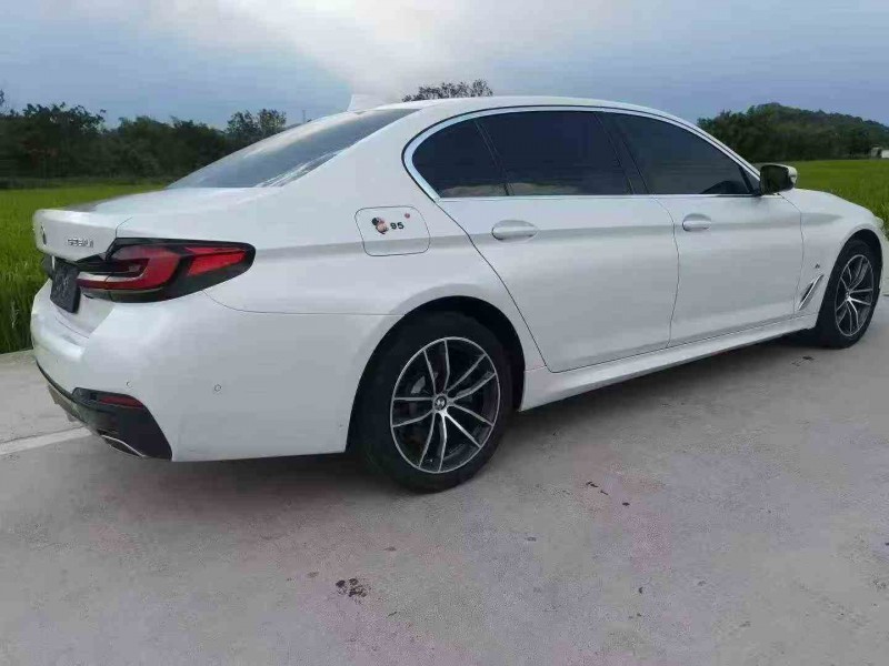 嘉兴22年宝马5系8