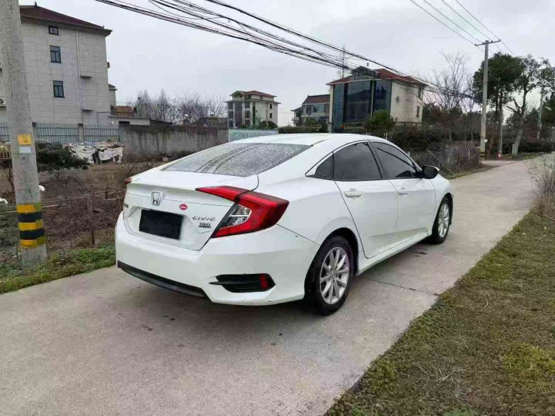 金华18年本田思域8