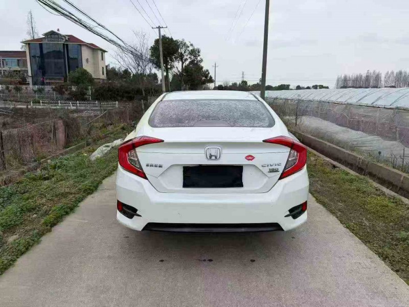 金华18年本田思域9