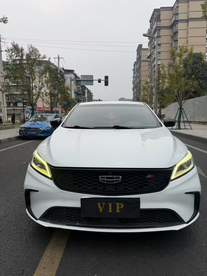 成都22年吉利缤瑞1