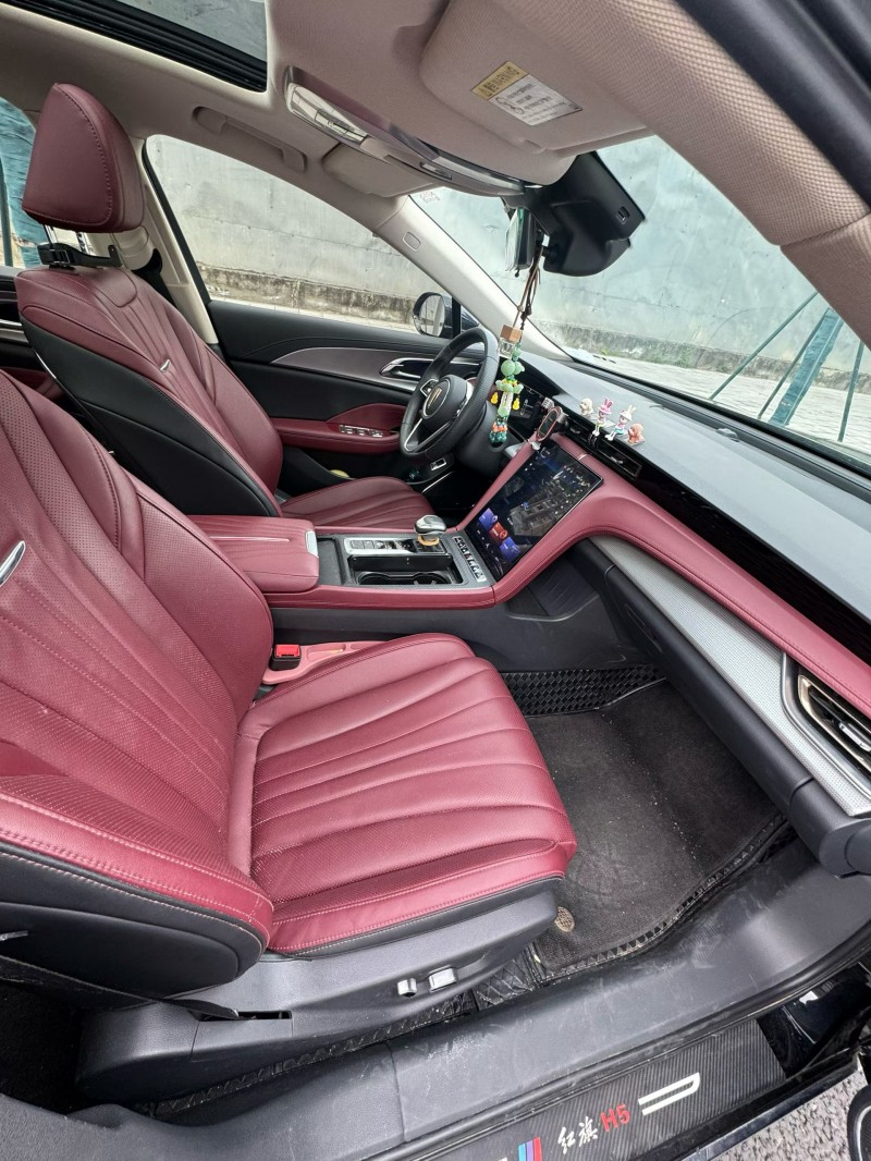 成都23年红旗H57