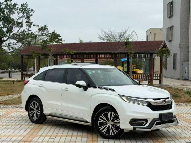 汕头17年本田冠道2