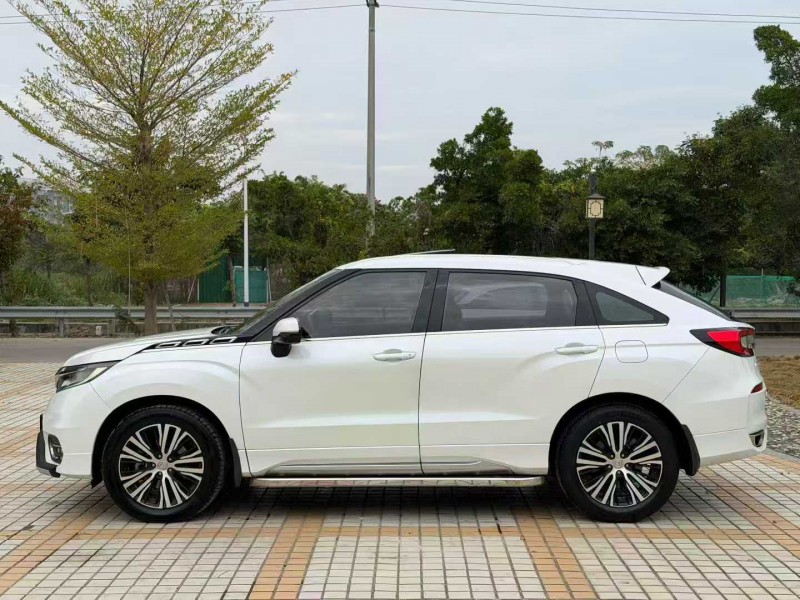 汕头17年本田冠道3