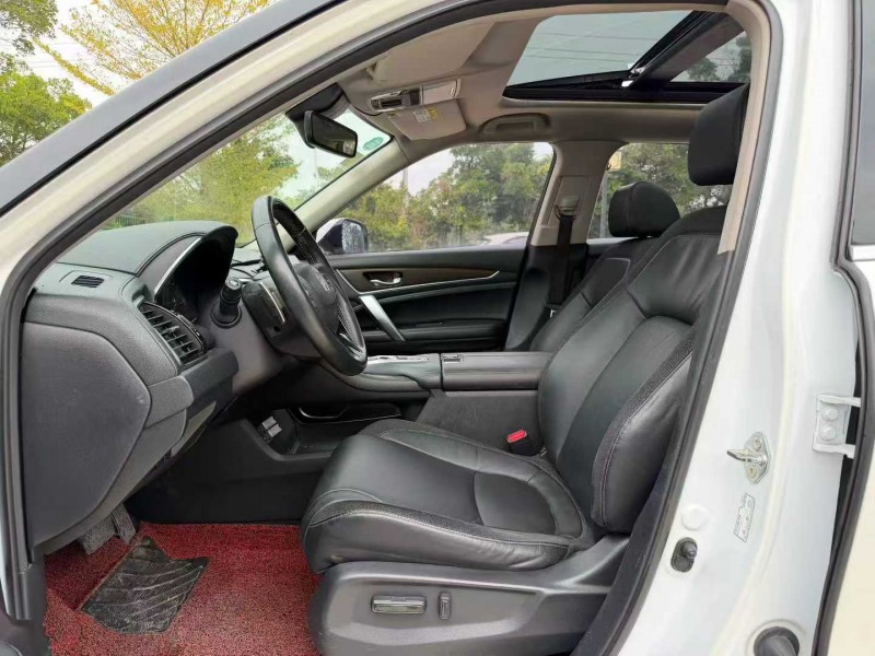 汕头17年本田冠道4