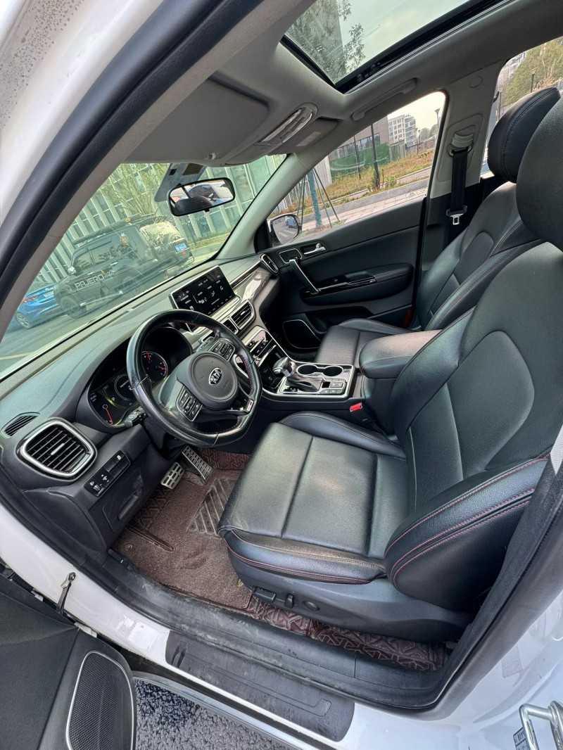 成都19年起亚KX57