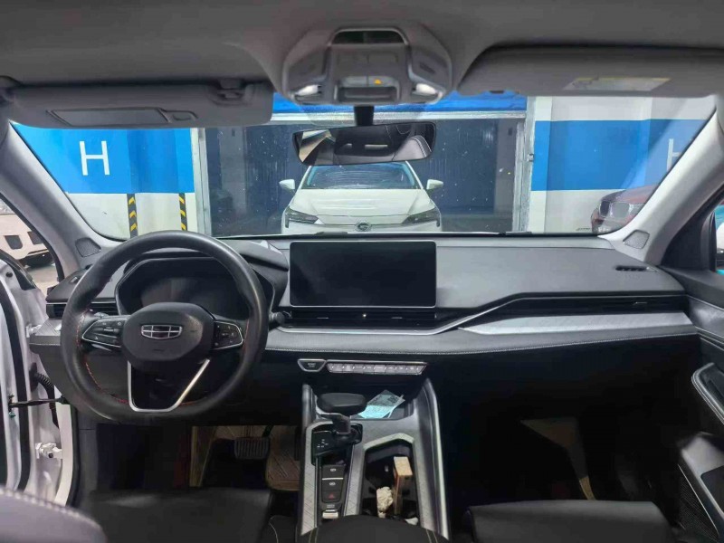 广元22年吉利星瑞3