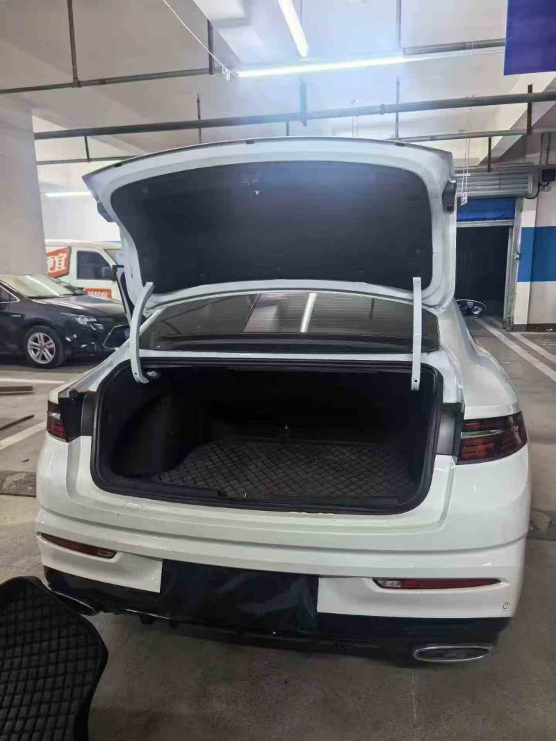 广元22年吉利星瑞8