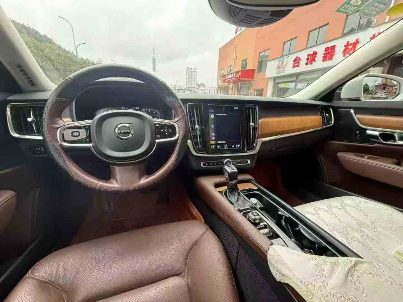 铜仁19年沃尔沃S905