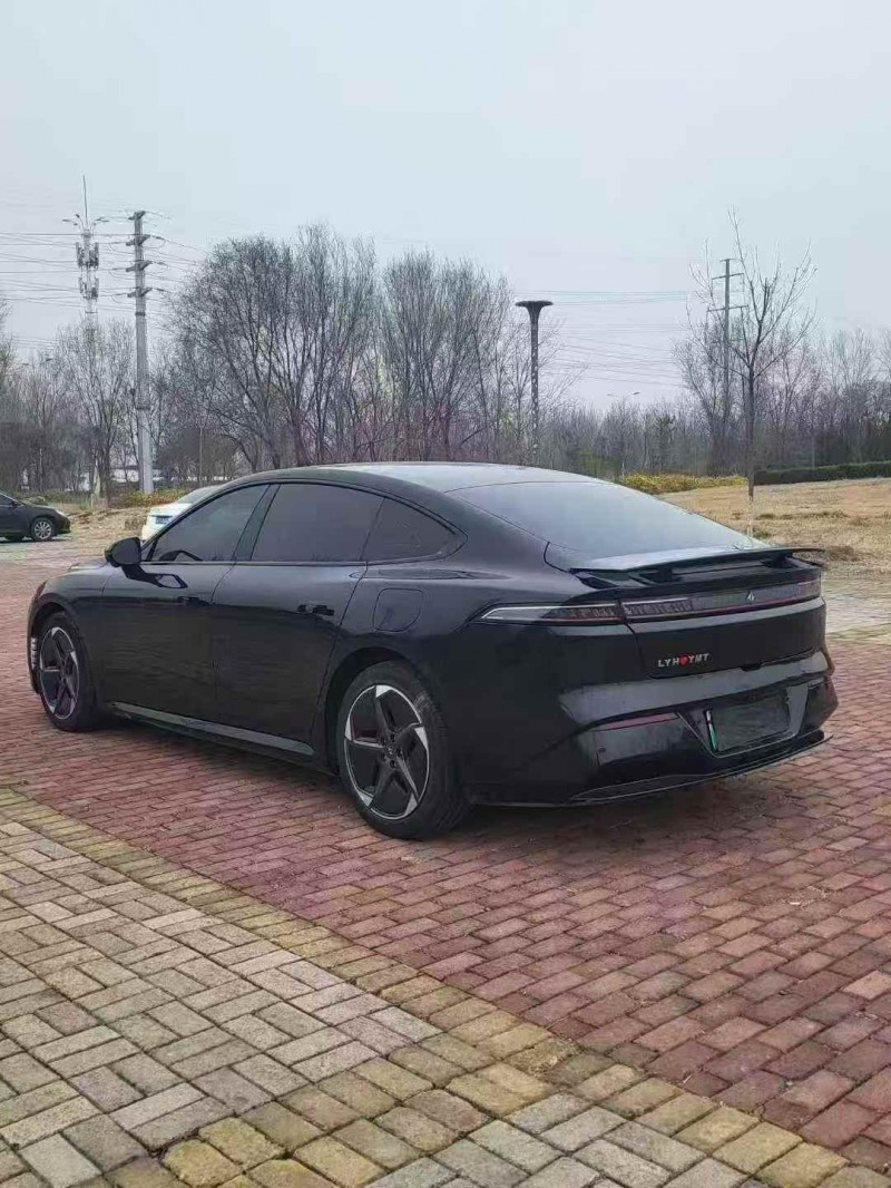 濟寧24年東風奕炫8