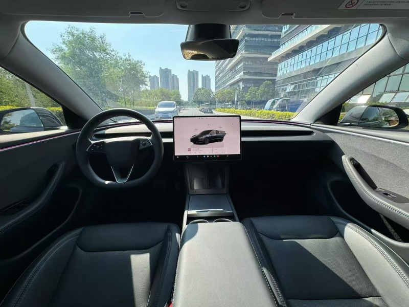 东莞25年特斯拉MODEL 34