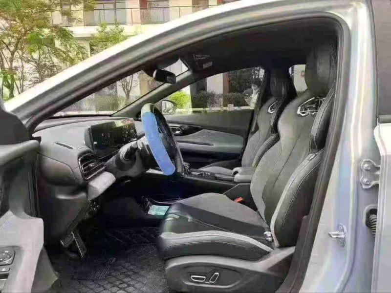 廣州24年傳祺影豹8