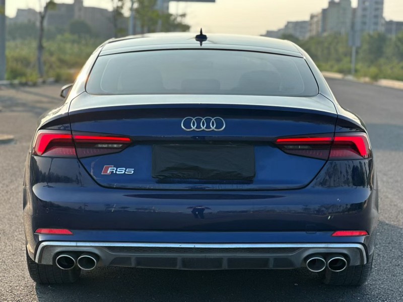 汕头19年奥迪A59