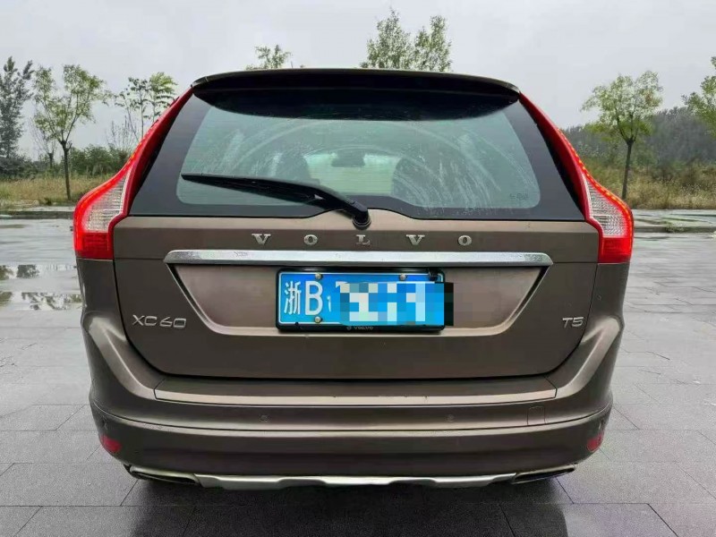 济南14年沃尔沃XC609