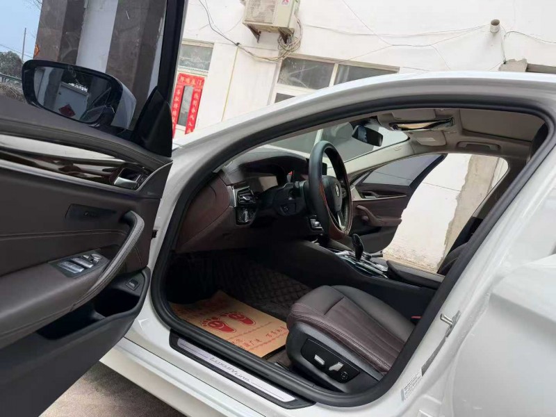 徐州20年宝马5系4