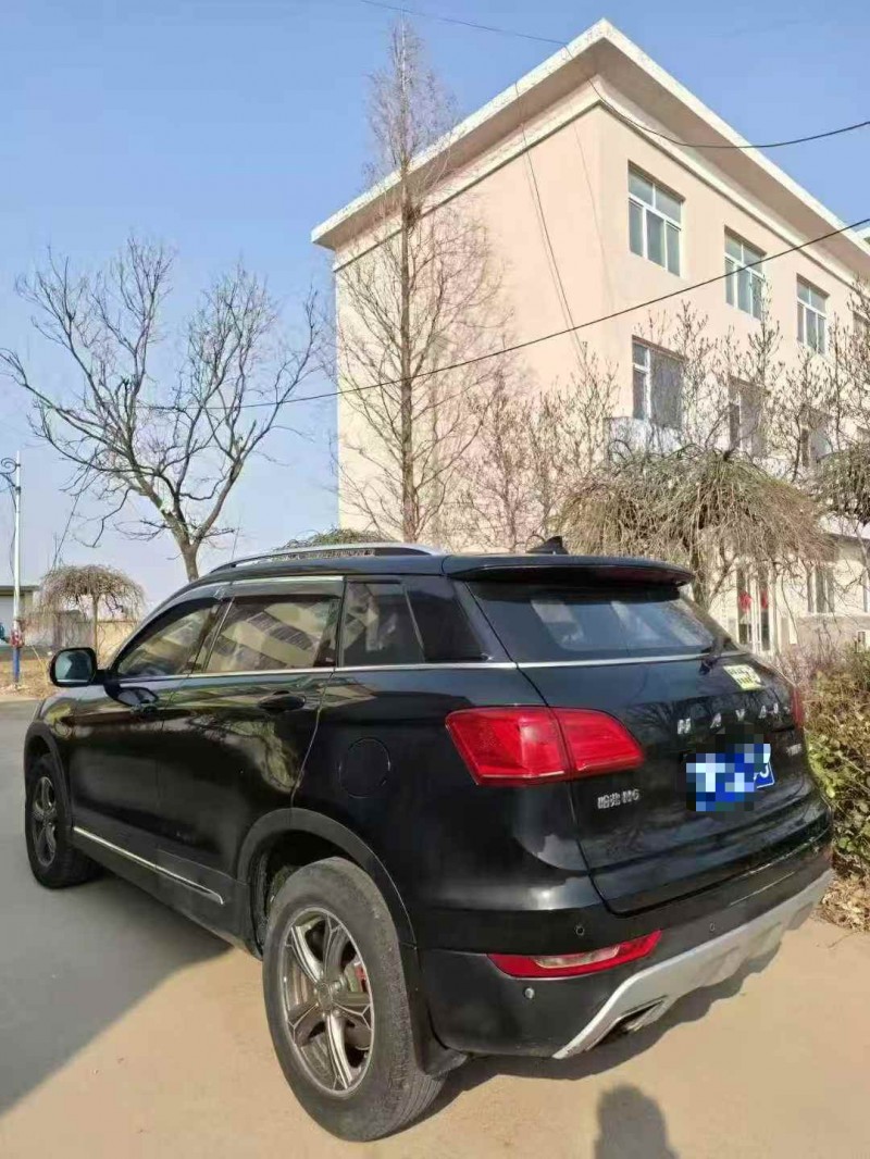 东营17年哈弗H68