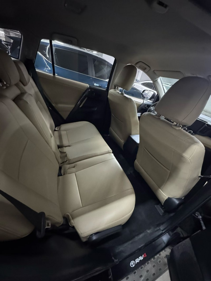 成都15年丰田RAV4荣放5