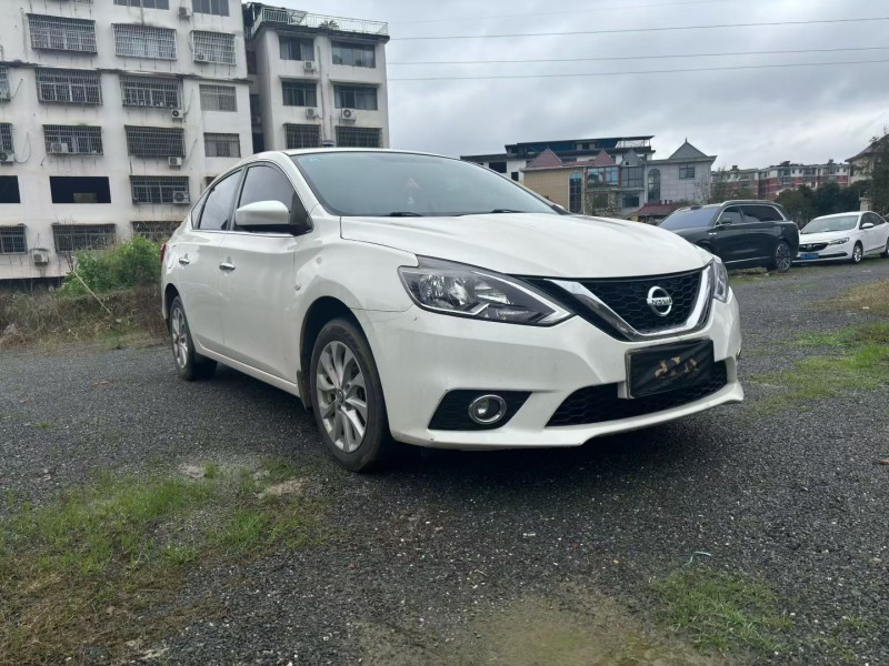 宜春20年日产轩逸1